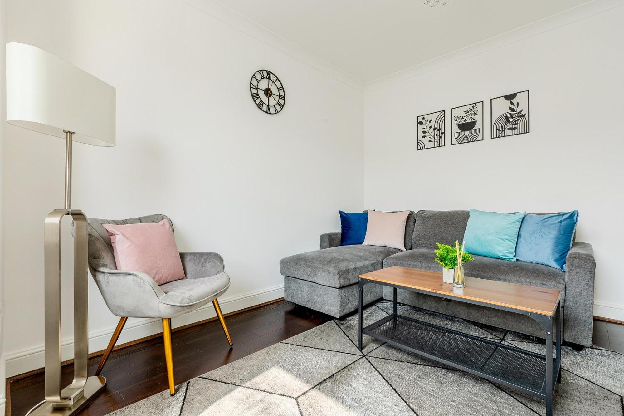 Bright 2Br Flat, Forest Gate, East Londres Exterior foto