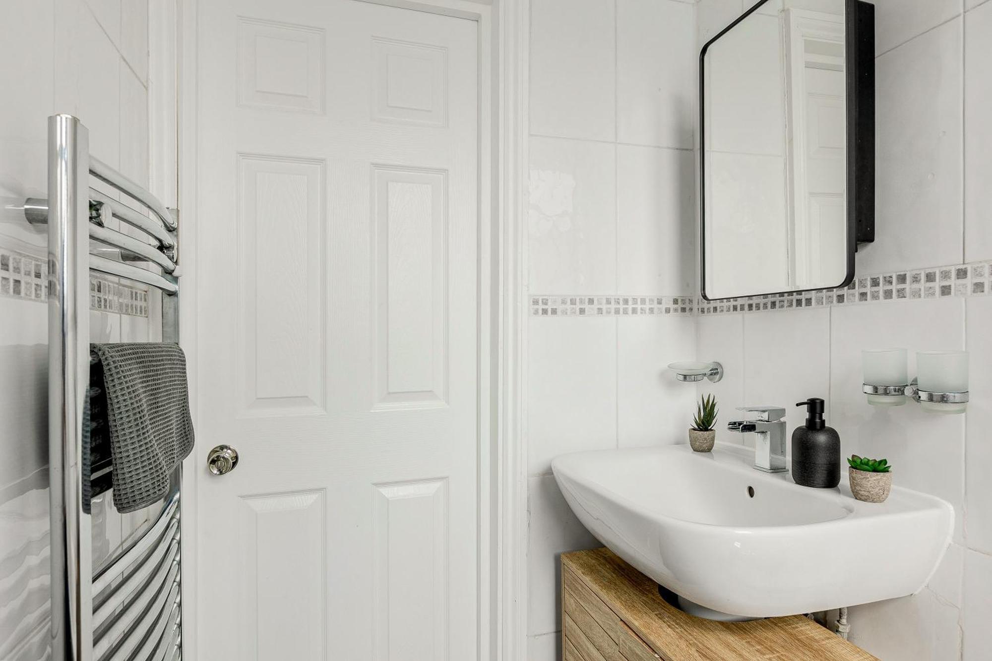 Bright 2Br Flat, Forest Gate, East Londres Exterior foto